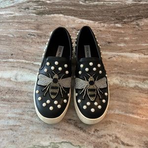 Steve Madden butterfly sneakers, size 7